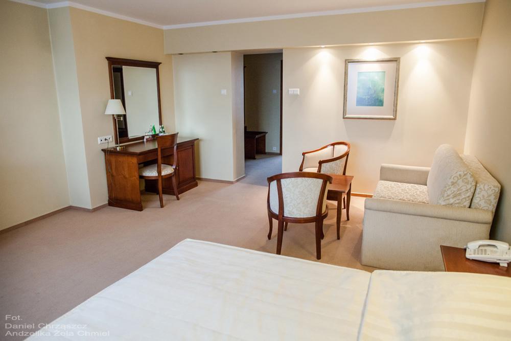 Hotel Prezydencki 3-Star Rzeszow Room photo